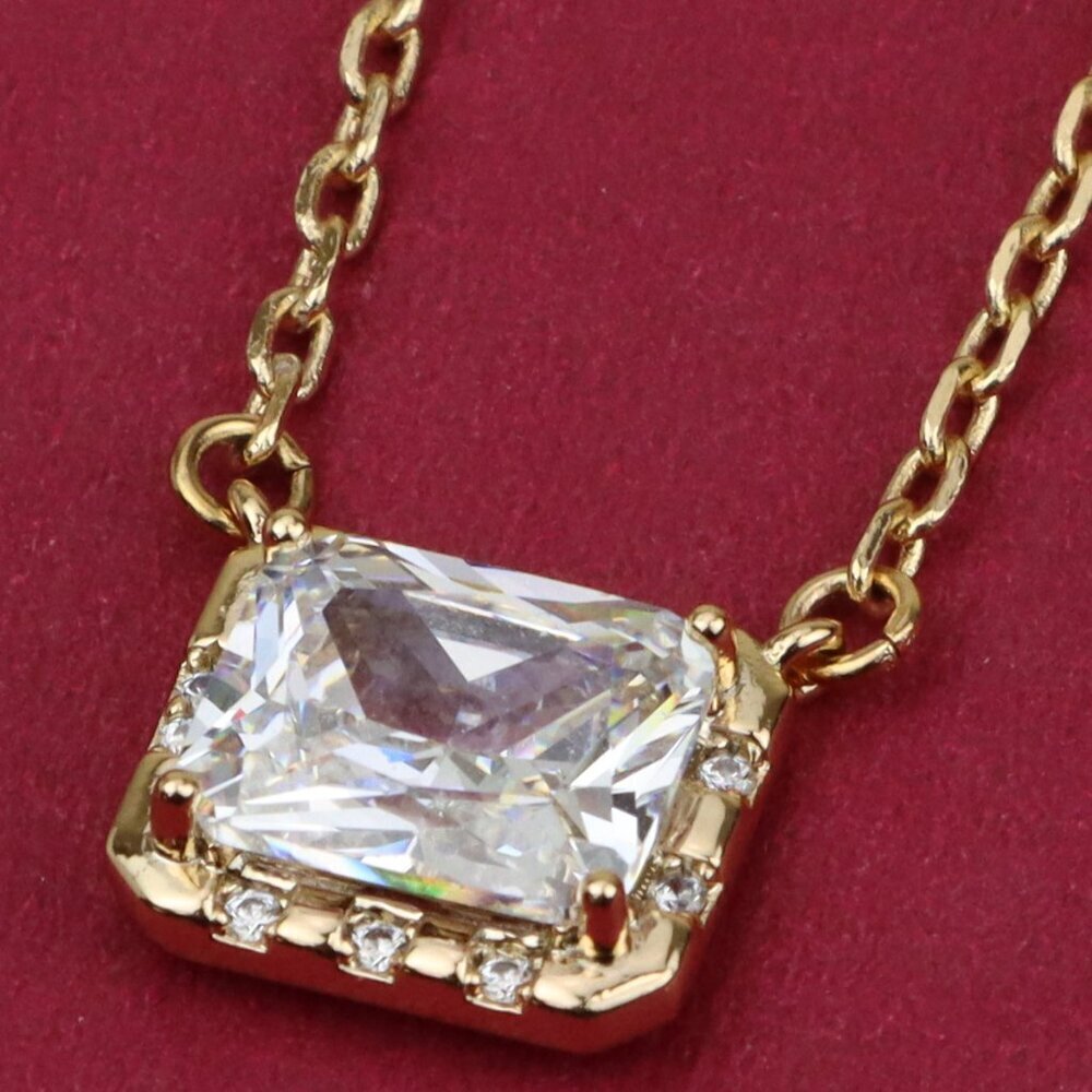 "Elegant Rose Gold Necklace with Crystal Charm, XPNL0392